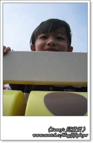 99．Oct.札記．快樂小小孩。