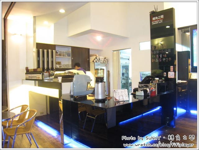 《食記》平價美食．轉角之間咖啡簡餐貝果專賣店