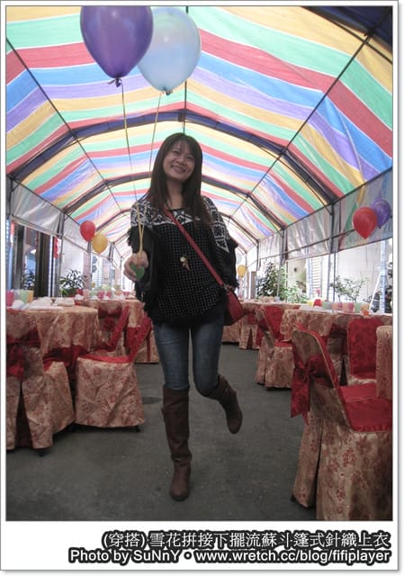 今冬曝光率飆高的雪花斗篷上衣