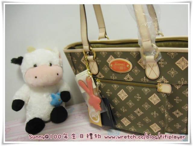 我的【KINAZ】限量YA兔肩揹包vs揭開女孩包包好重的秘密