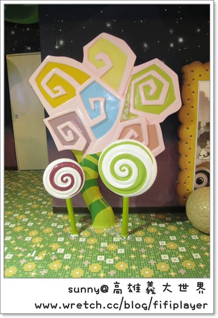 義大的糖果小鎮、乖乖館讓你置身童話世界，食/條子麵食館