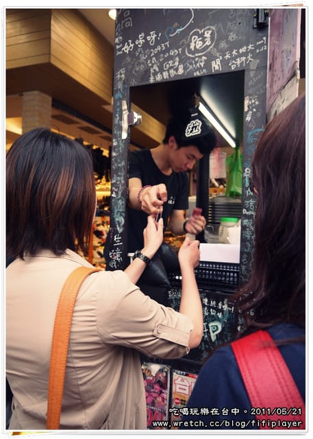 ▌台中一日行．彩虹眷村→勤美誠品綠園道/加部屋拉麵→百年教堂/柳園教會→逢甲商圈/ 私會胡蝶 ▌