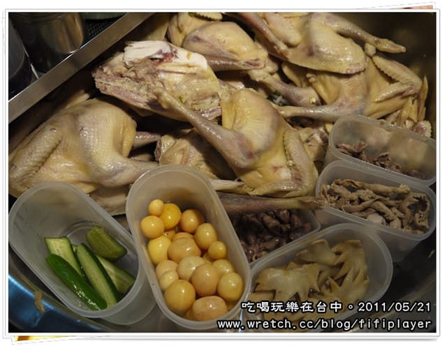 ▌台中一日行．彩虹眷村→勤美誠品綠園道/加部屋拉麵→百年教堂/柳園教會→逢甲商圈/ 私會胡蝶 ▌