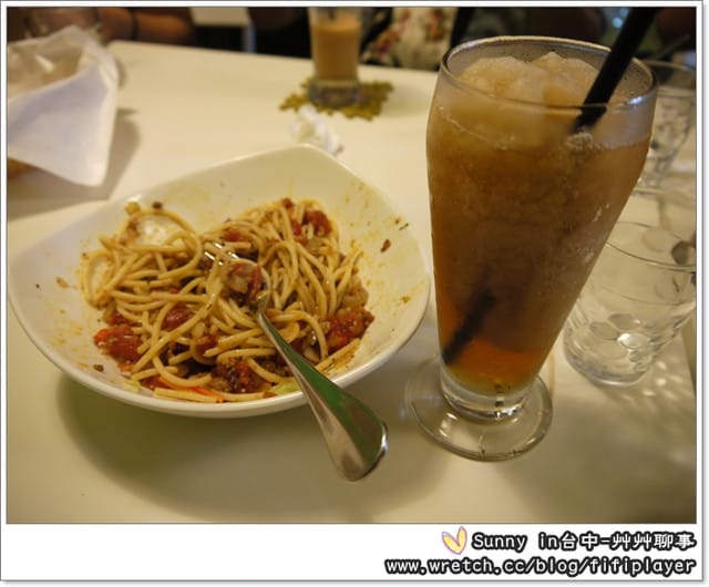 ▌台中．巷弄間的老房子，格聚在艸艸聊事 ▌