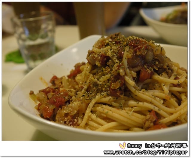 ▌台中．巷弄間的老房子，格聚在艸艸聊事 ▌