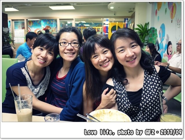 ▌2011．Sep 中秋節，除了烤肉，還可以挺國片 ▌