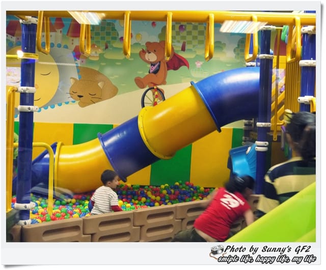 ▌親子餐廳初體驗；食記．高雄品福夢想世界 ▌