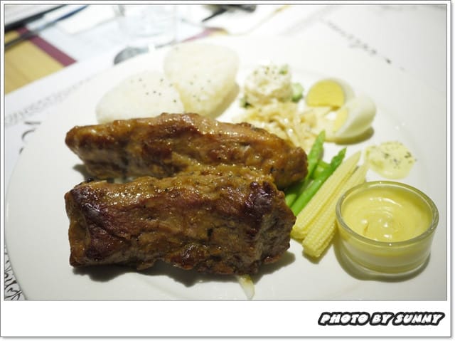 ▌雲林．分享高CP值美食．崙背雙隆咖啡 ▌