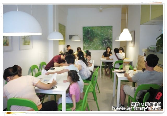 ▌嘉義．不是大俠的小女子也要大口吃的「樂檸漢堡」 ▌