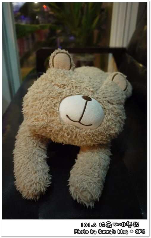 ▌嘉義．蜜糖吐司．拉薇咖啡與我 ▌