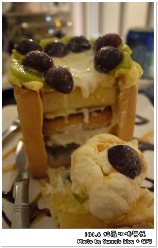 ▌嘉義．蜜糖吐司．拉薇咖啡與我 ▌