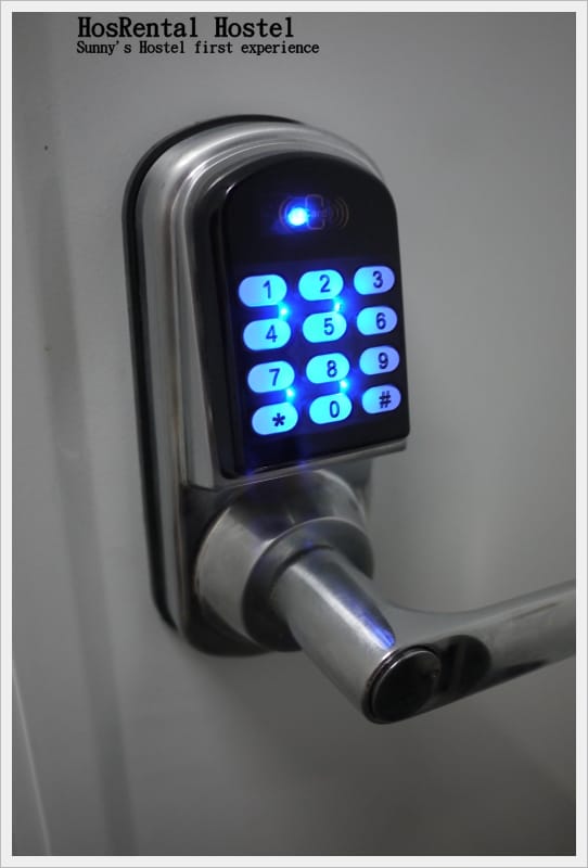 ▌高雄．偽背包客初體驗 HosRental Hostel ▌