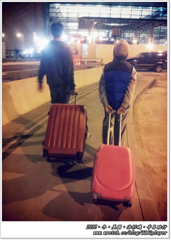 ▌一個人去旅行．美國洛杉磯自由行．美國出入境(下)．海關問什麼 ▌