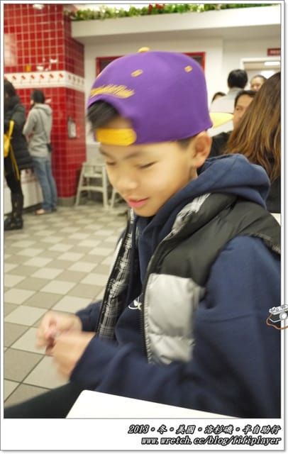 ▌一個人去旅行．美國洛杉磯自由行．Day1．洛杉磯必吃美食 In-N-Out Burger(+隱藏版MENU) ▌