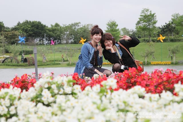 ▌2013．姊妹淘愛旅行之宜蘭兩天兩夜自由行☂宜蘭傳統藝術中心▌