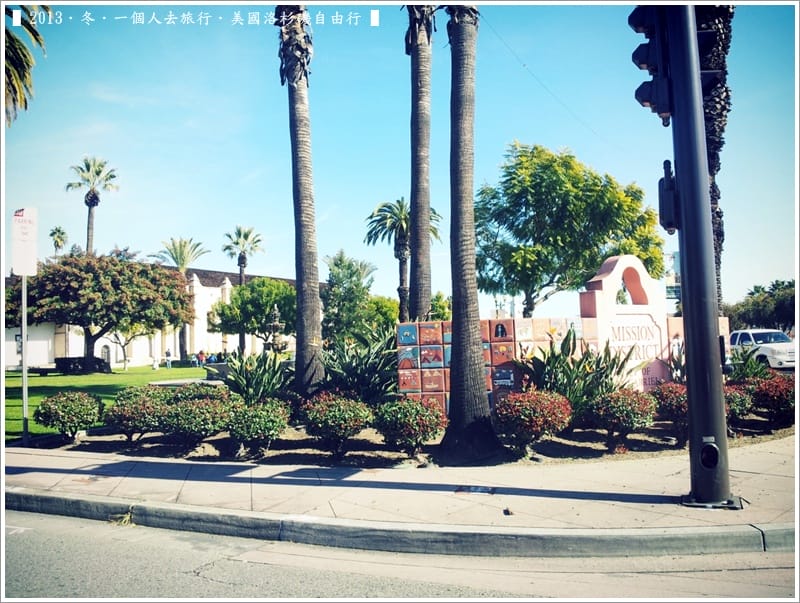 ▌2013．冬．一個人去旅行 ♫ 美國洛杉磯自由行．毫宅區野生孔雀趴趴造奇觀 ▌