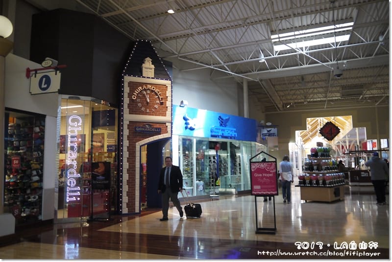 ▌2013．冬．一個人去旅行 ♫ 美國洛杉磯自由行． Outlet篇 ▌