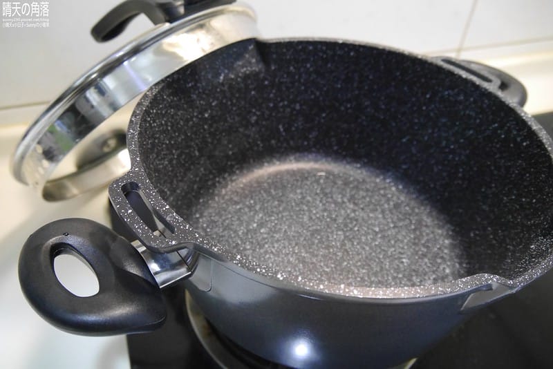 【固鋼】德國STONELINE阿爾卑斯山原石經典湯鍋(適用電磁爐)