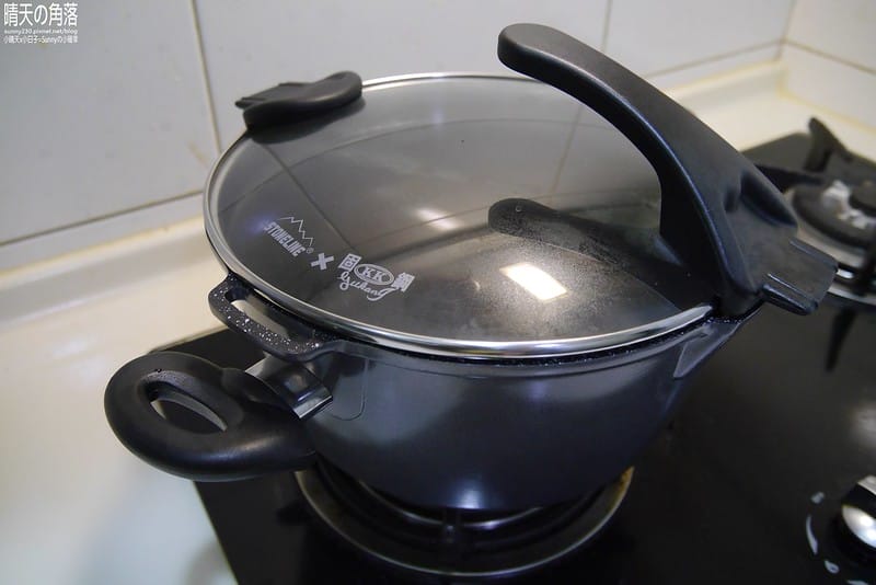 【固鋼】德國STONELINE阿爾卑斯山原石經典湯鍋(適用電磁爐)