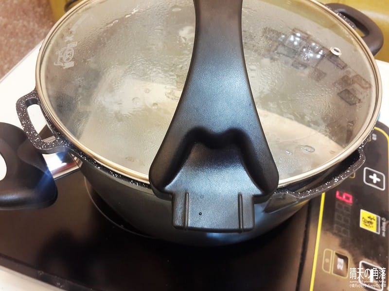 【固鋼】德國STONELINE阿爾卑斯山原石經典湯鍋(適用電磁爐)