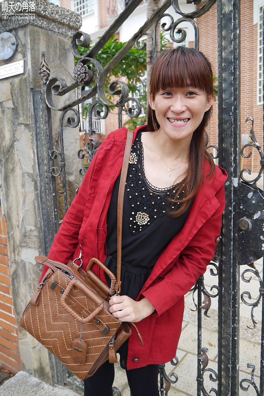 2015私包分享-咖啡色硬挺手提側背百搭方包