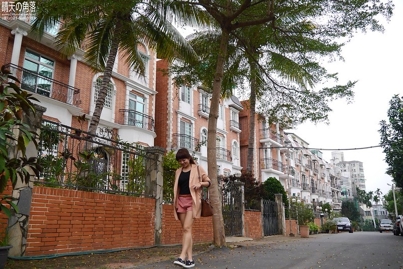 2015私包分享-咖啡色硬挺手提側背百搭方包