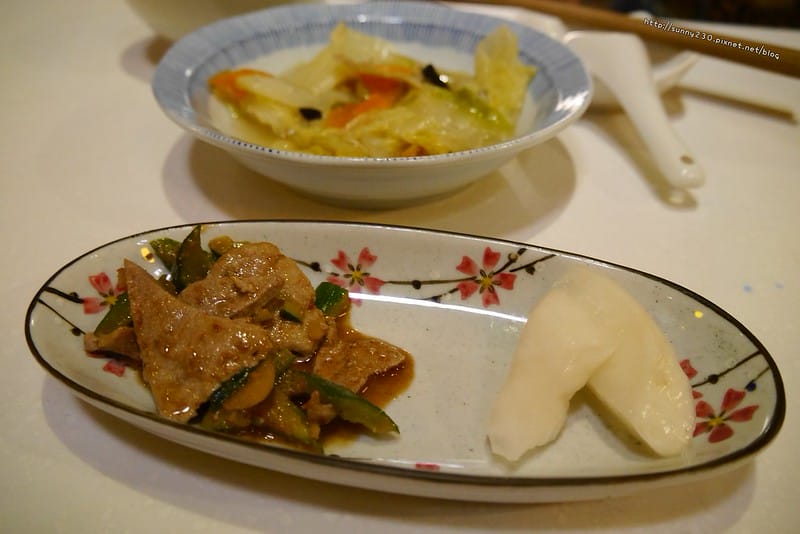 台南x中西區x國華街x美食x永樂市場x小滿食堂