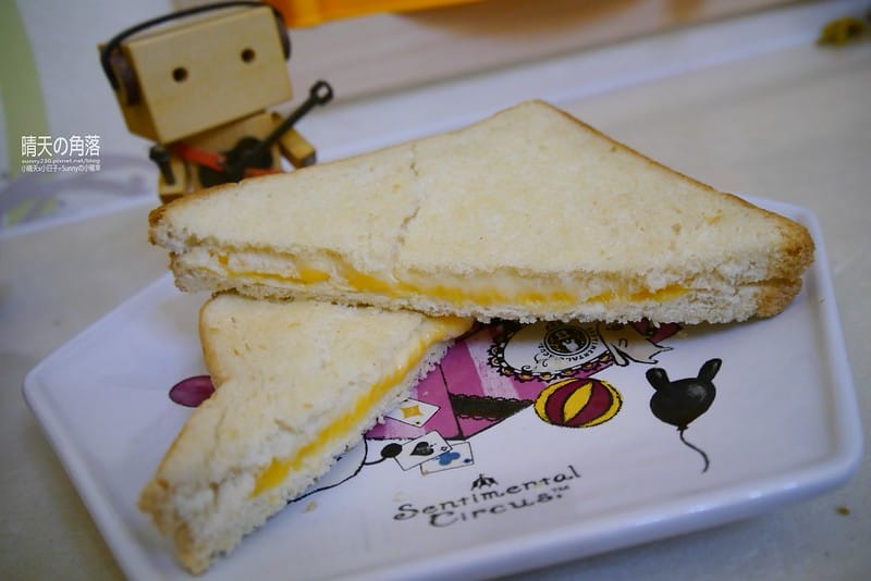 熱樂煎爆漿乳酪三明治