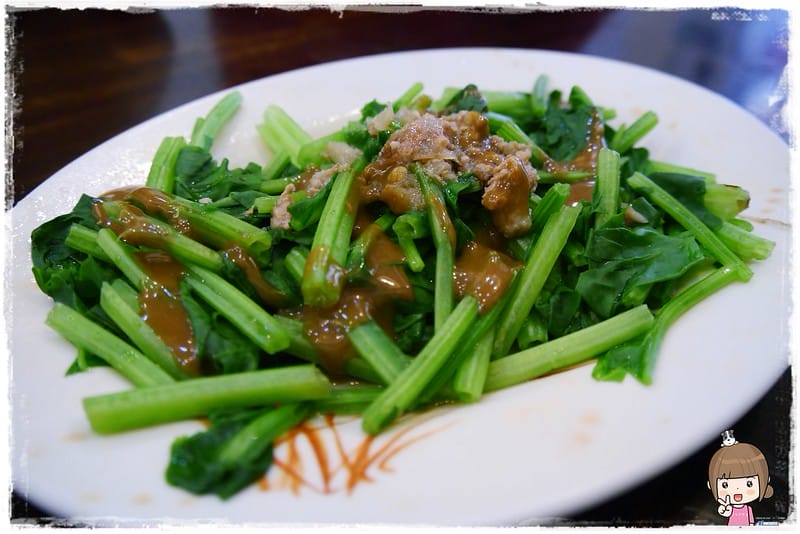 高雄｜熱河一街美食｜勁響食手工刀切麵x雞蛋酥