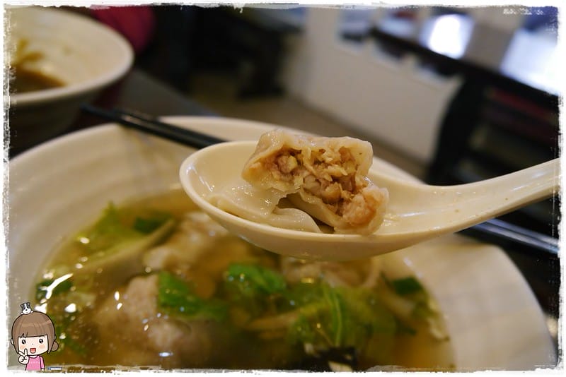 高雄｜熱河一街美食｜勁響食手工刀切麵x雞蛋酥