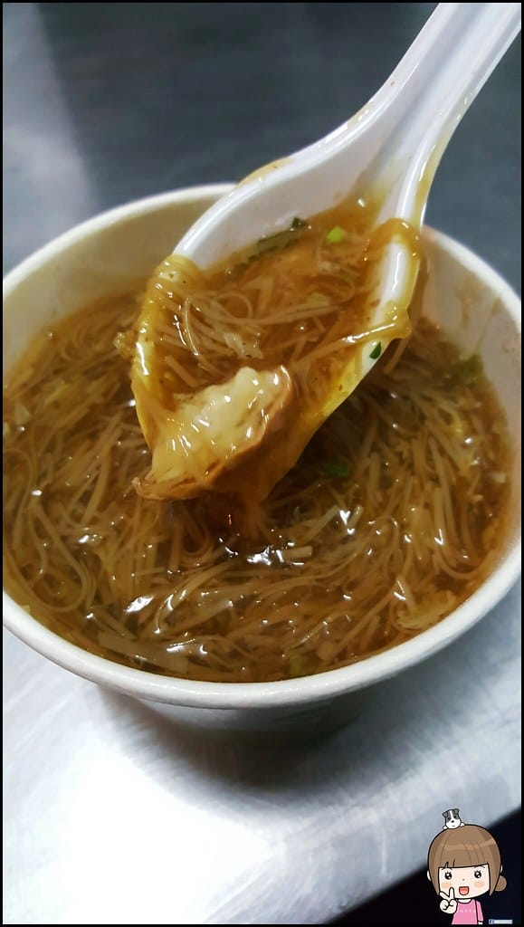 台中廣三SOGO旁麻辣大腸麵線