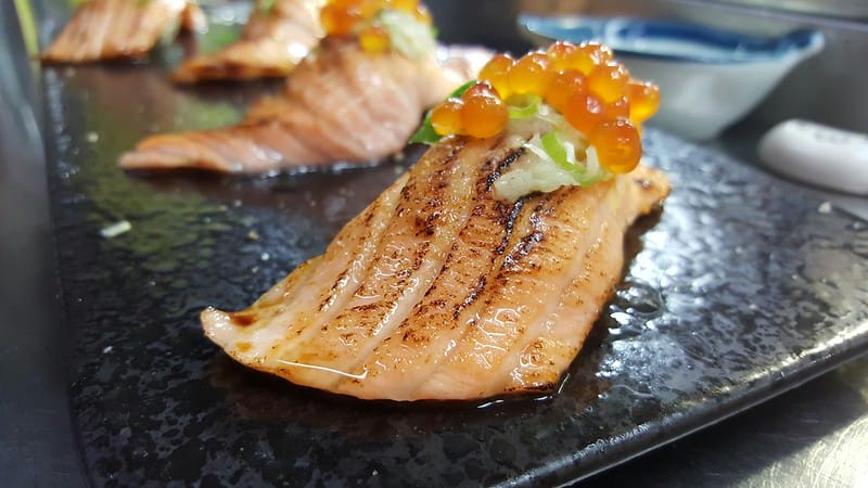 台中第二市場x食記｜王記菜頭粿糯米腸－老賴茶棧－楊媽媽立食－天天饅頭－魚刺人雞蛋糕－審計新村（上集）