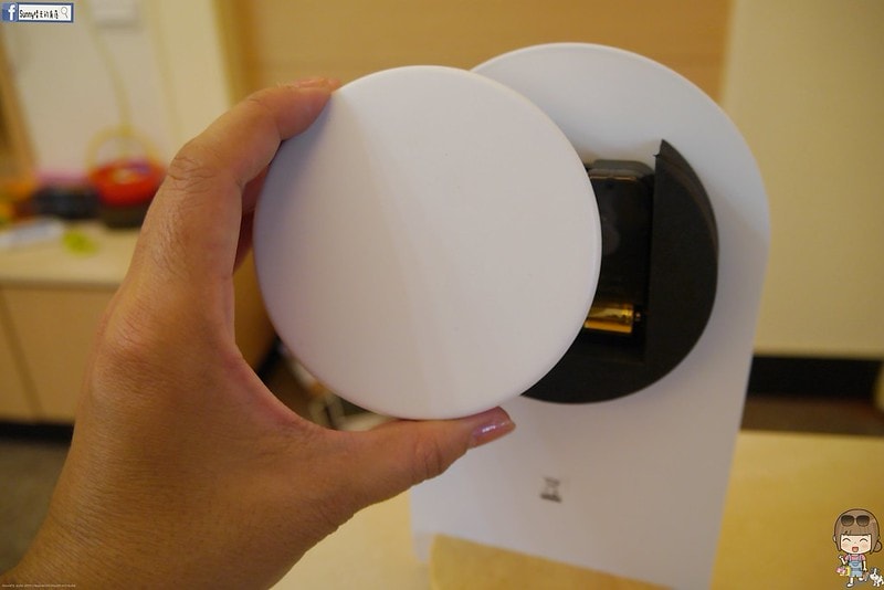 UMBRA 簡約白時尚桌鐘