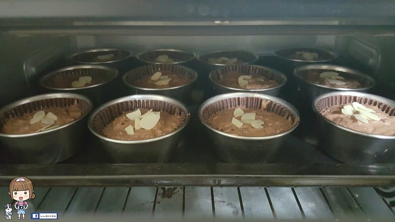 巧克力杯子蛋糕_8013