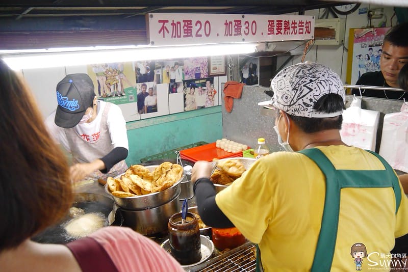 花蓮炸彈炸蛋蔥油餅/藍車黃車比一比