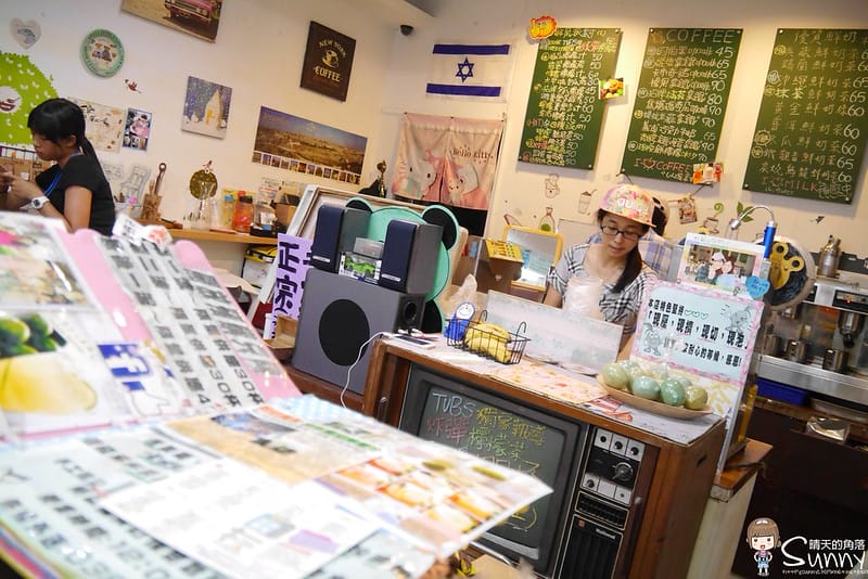 花蓮炸彈炸蛋蔥油餅/藍車黃車比一比