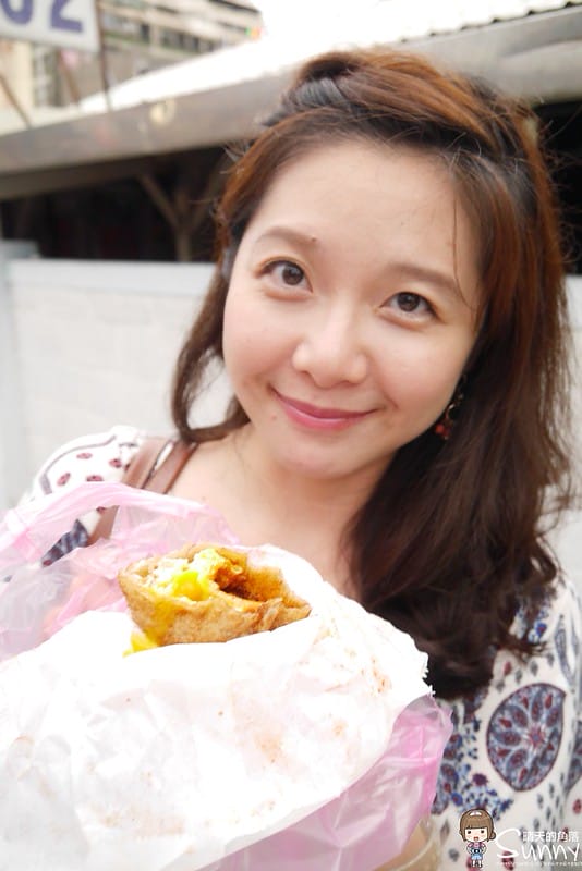 花蓮炸彈炸蛋蔥油餅/藍車黃車比一比