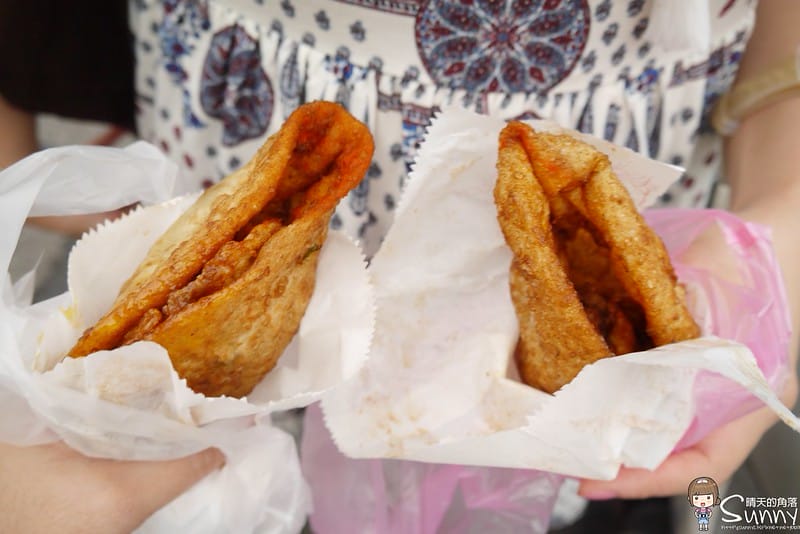 花蓮炸彈炸蛋蔥油餅/藍車黃車比一比