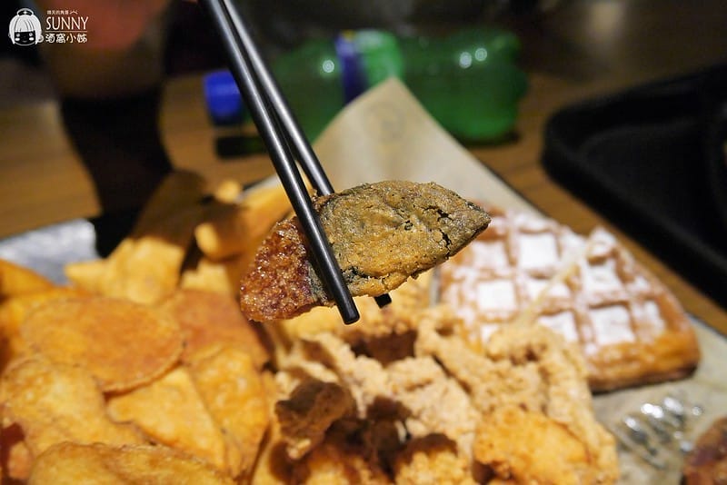 高鐵左營親子遊x新光三越美食．炸去啃