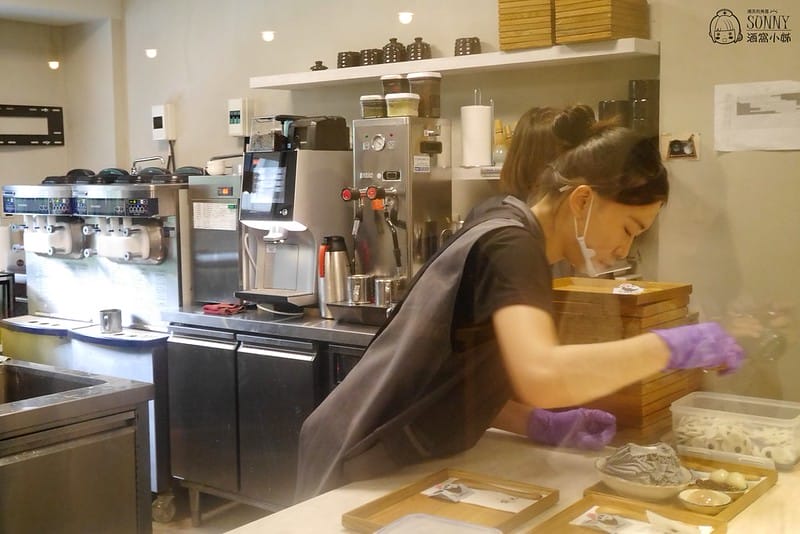 台北ＩＧ美食景點．融化少女新的路地 氷の怪物冰IN台北市民大道店