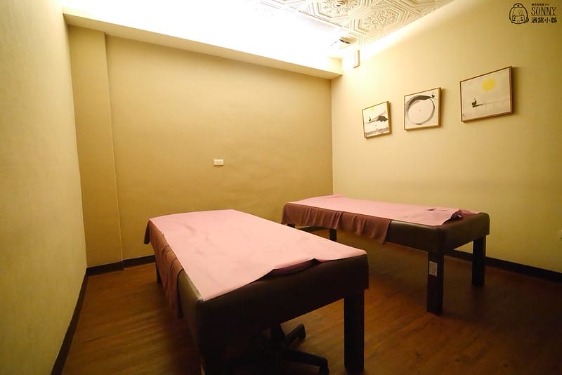 嘉義按摩/御仙堂/筋絡按摩/足底按摩/肩頸按摩/油壓鬆筋按摩