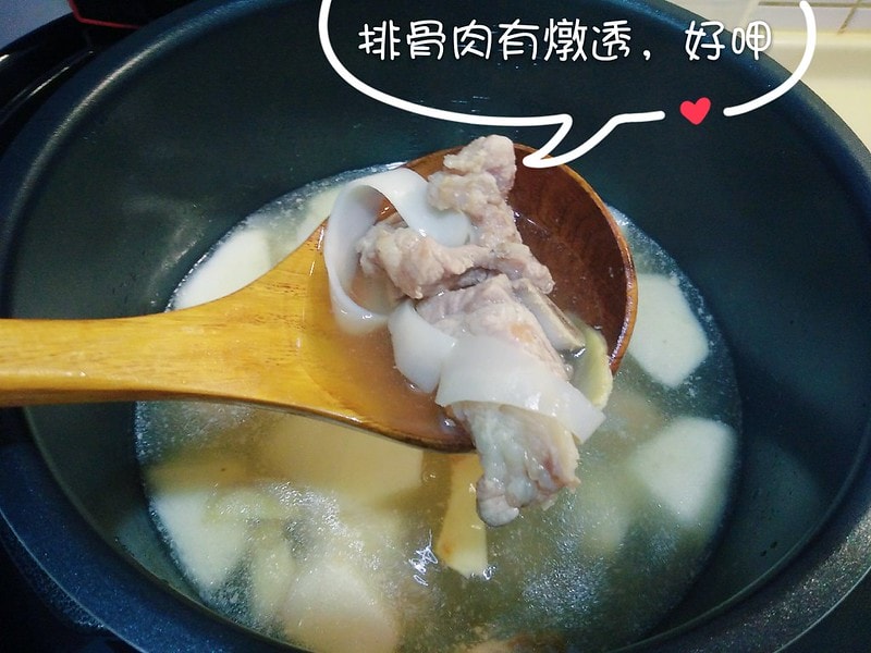 懶人弄食-竹筍排骨湯(萬用鍋)