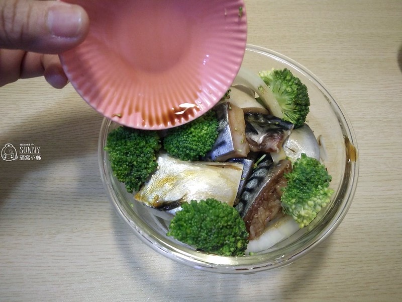 零廚藝懶人料理x高蛋白低卡無油健康減肥餐x洋蔥滑蛋蒸魚