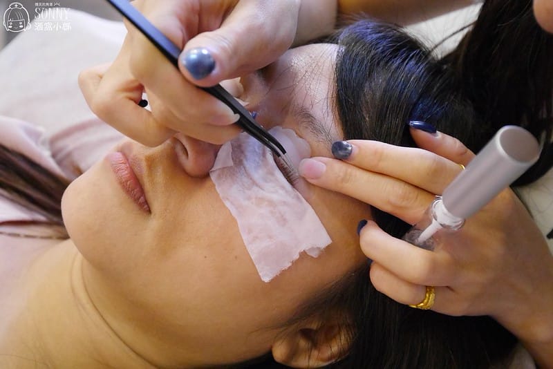 台中霧眉推薦|十分鐘給你超自然純手工霧眉-Party Queen仿妝紋繡