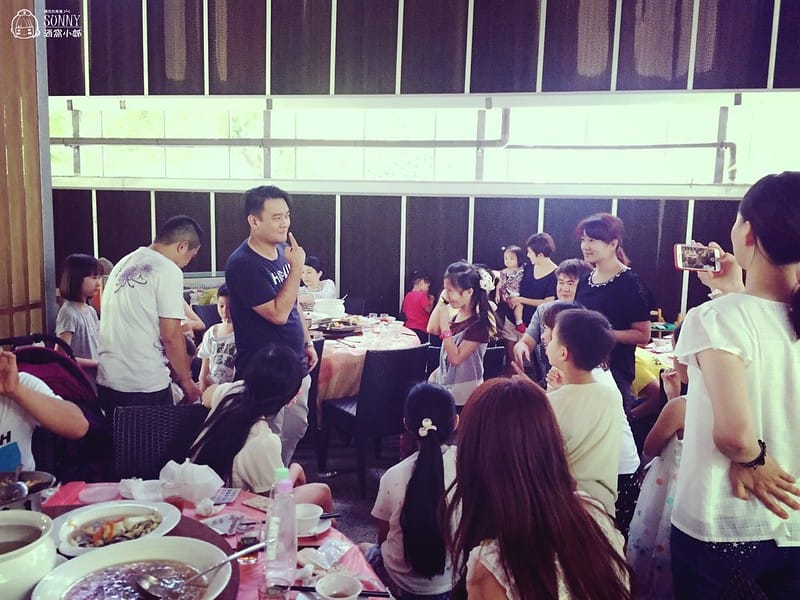 同學會聚餐in大人小孩吃喝玩樂全都包辦的新港板陶窯