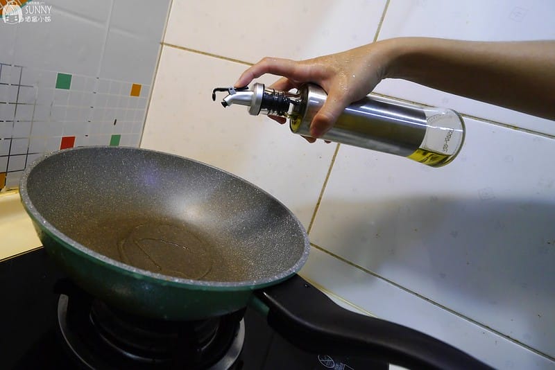 廚房好用小物推薦|品幸福-質感不鏽鋼玻璃油壺罐,304不鏽鋼保鮮盒