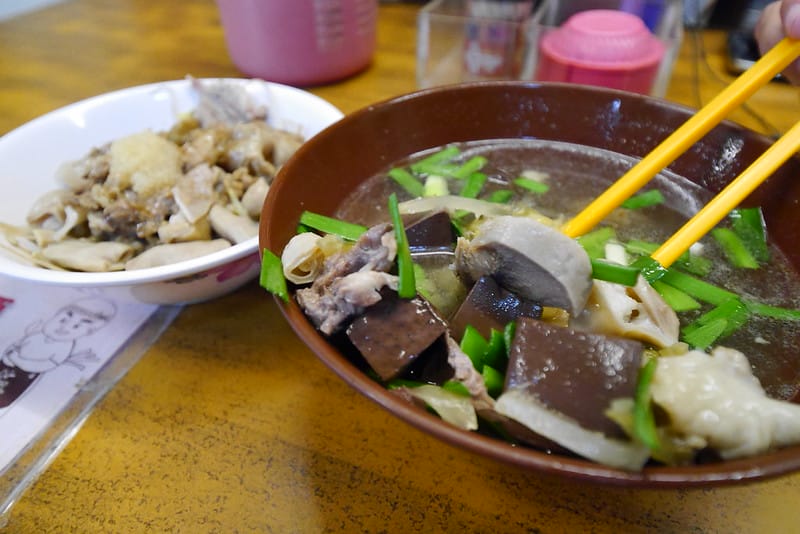 台南美食｜蔡家豬血攤