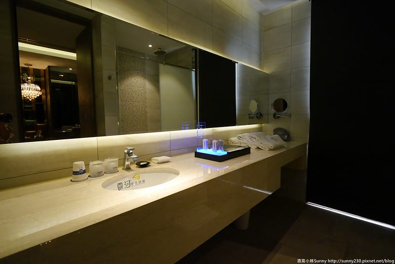 台中住宿推薦｜雲河概念旅館