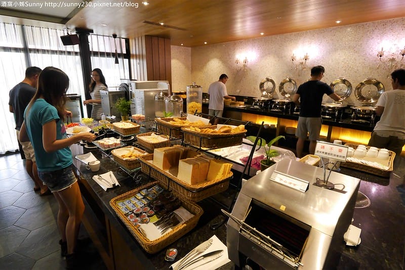 台中住宿推薦｜雲河概念旅館