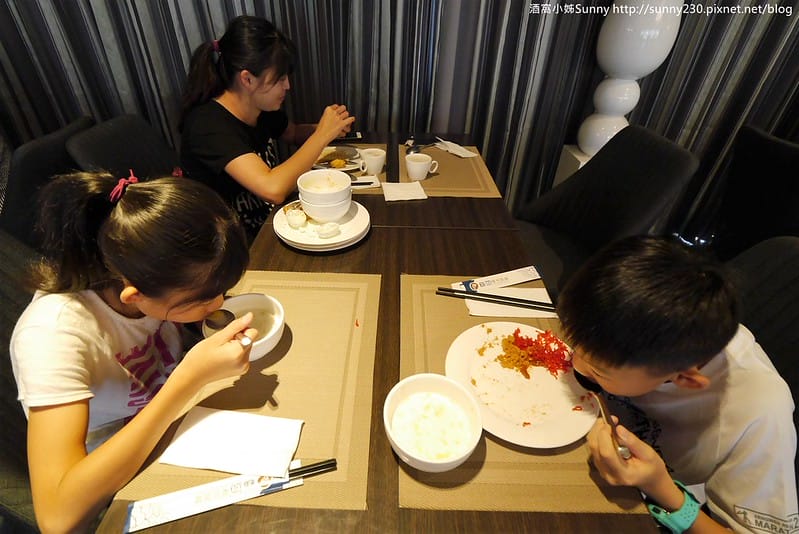 台中住宿推薦｜雲河概念旅館